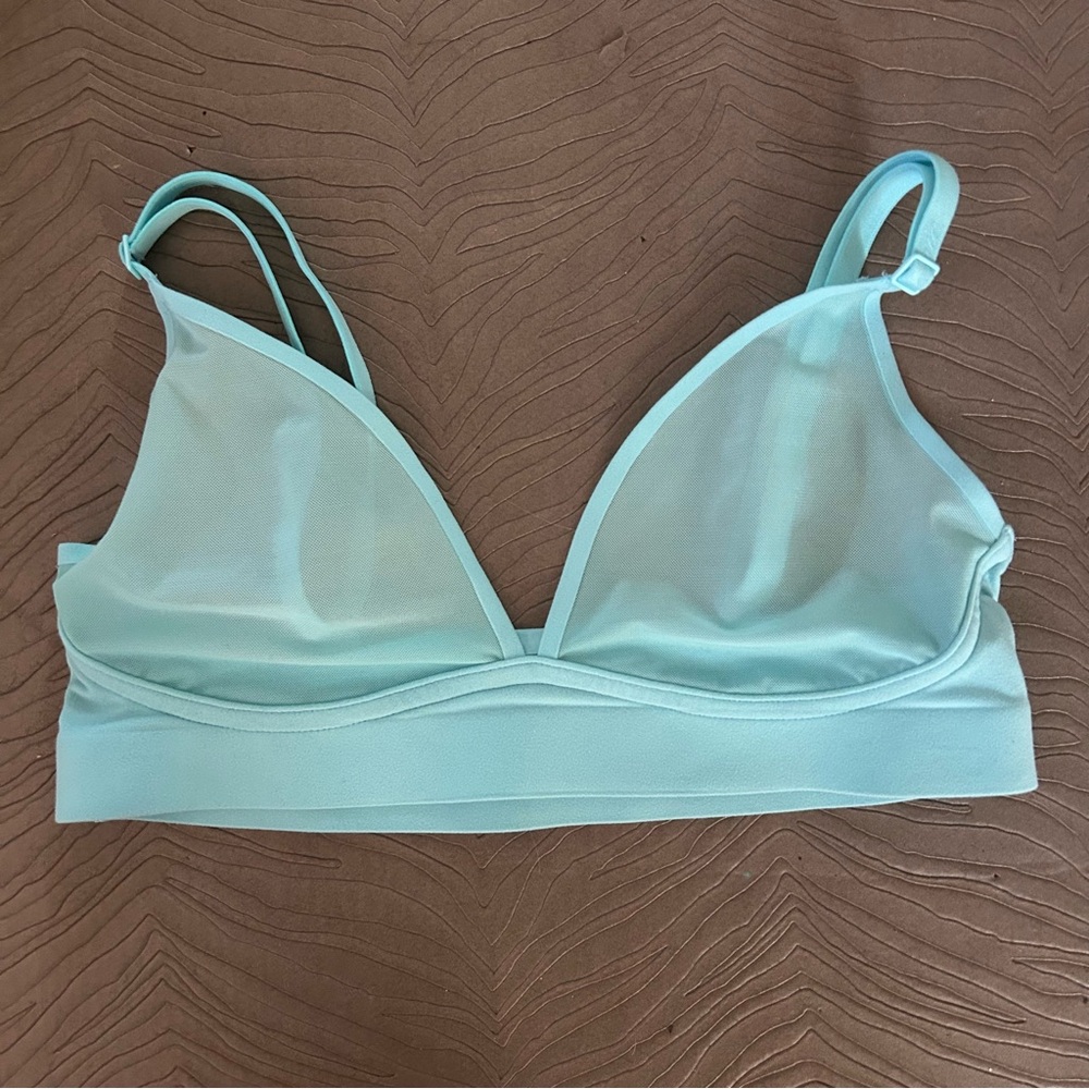 Smoothez sold out baby blue mesh lace triangle bralette bra like new aerie xs